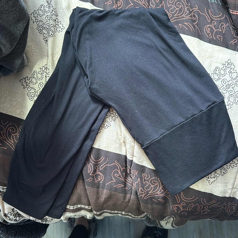 Grace and lace fleece leggings